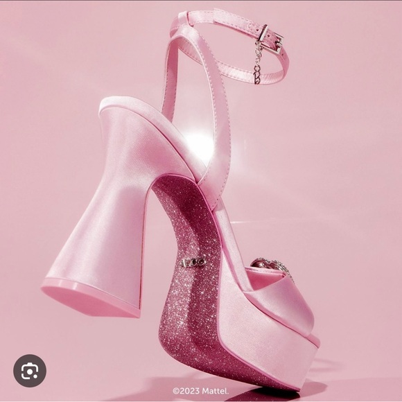 Aldo X Barbie - Picture 1 of 4